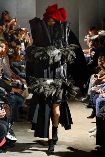 Look 2